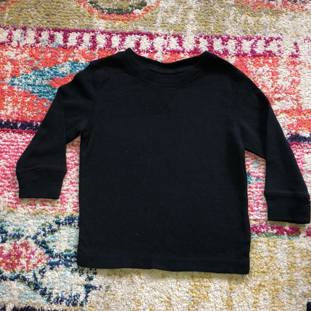 🧜🏼‍♀️3 for $15 item!🧜🏼‍♀️ thermal tee